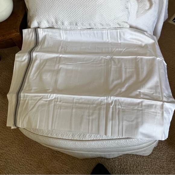 Ballard Designs Amelie embroidered shams (2) and standard pillow cases (2) Gray. - Picture 3 of 8